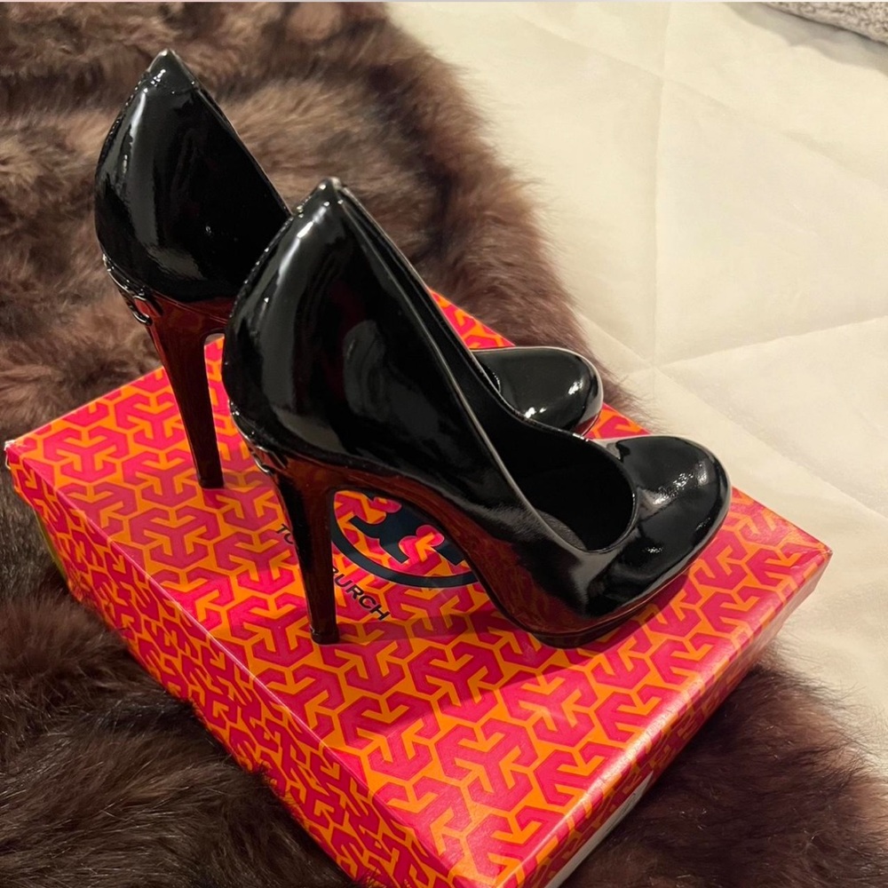 Tory Burch Black Patent Leather Heels